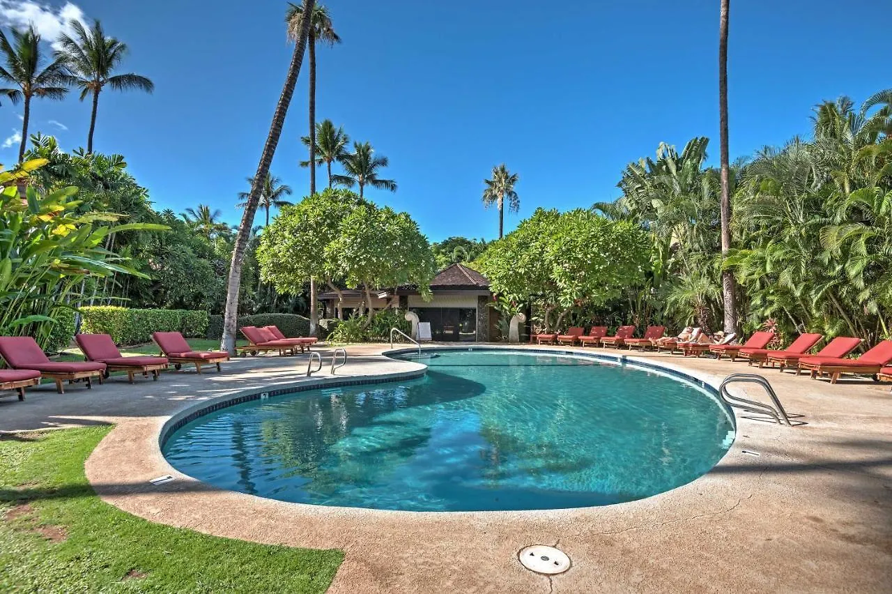 Lahaina Condo With Pool - 1 Block To Front Street!